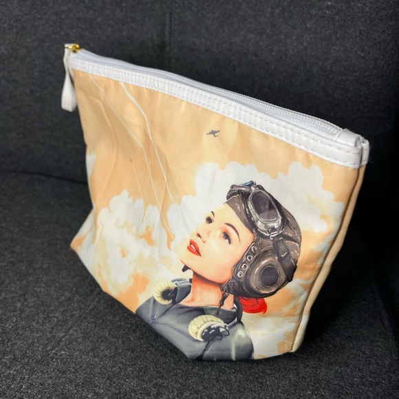 Pretty make up bag Dove - Picture 2 of 5